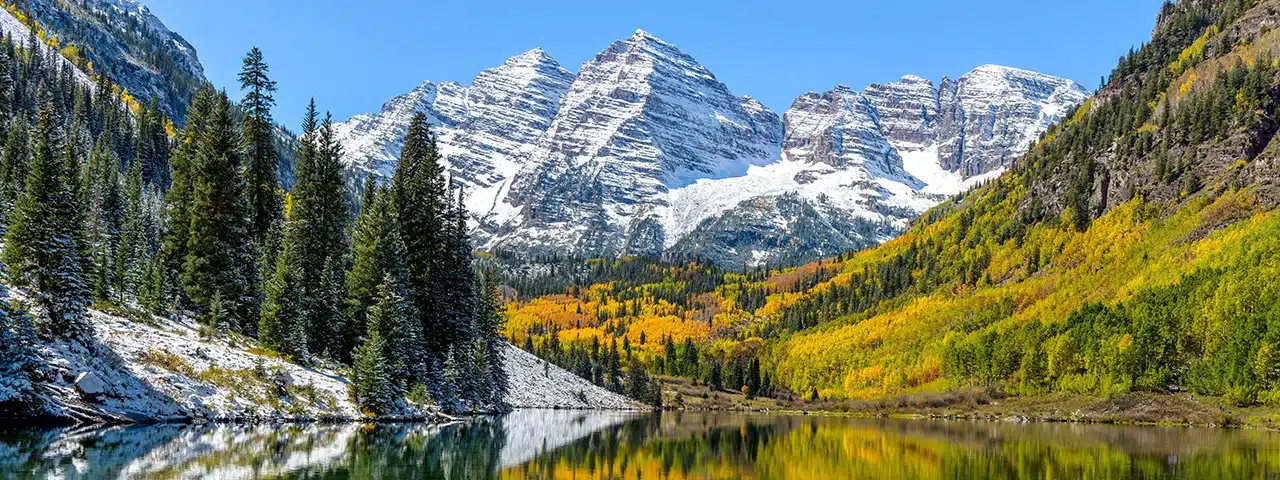 aspen_135255774 Scenic view of a mountain lake in Aspen Colorado